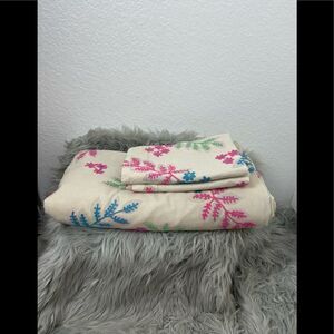 Pottery Barn Teen queen duvet